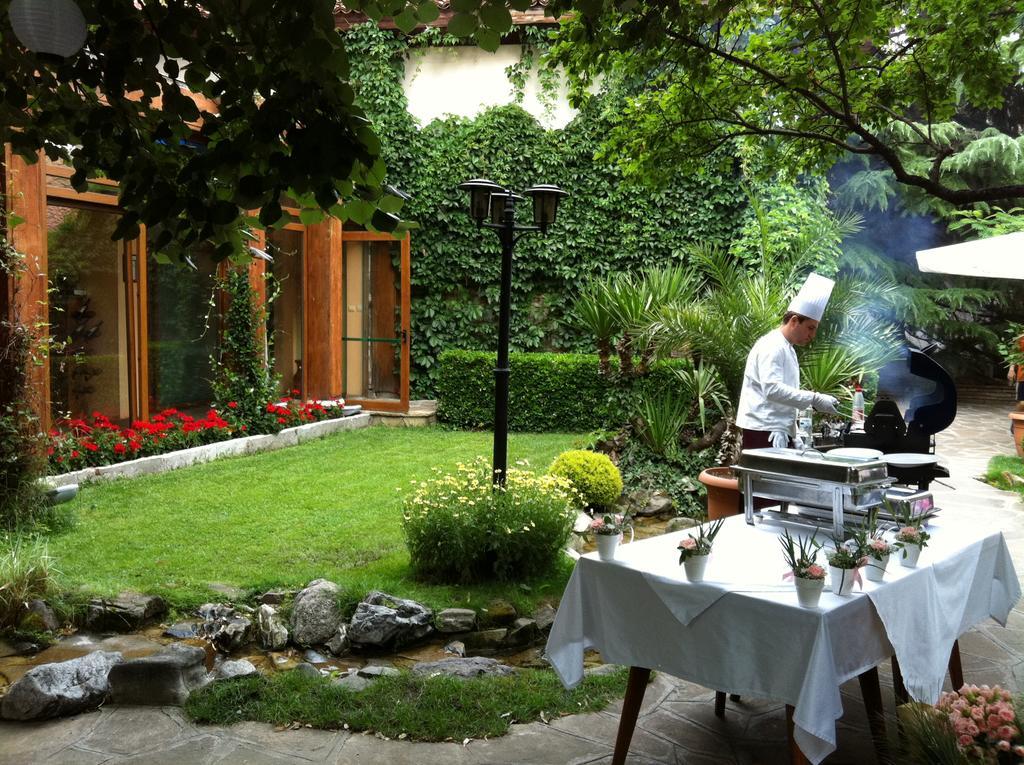 Bozukova House Hotel Sliven Bagian luar foto