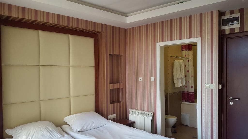 Bozukova House Hotel Sliven Ruang foto